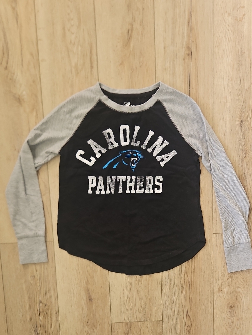 Carolina Panthers Long-Sleeve Tee - Black & Gray G-III 4 HER Medium / Large